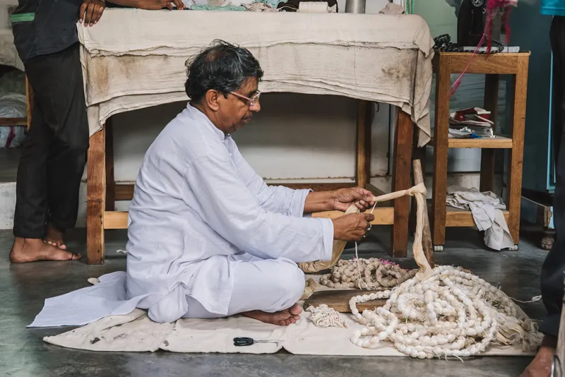 Rajasthan’s Badshah Miyan takes 700-year-old leheriya craft & natural dyes to the world 30 stades