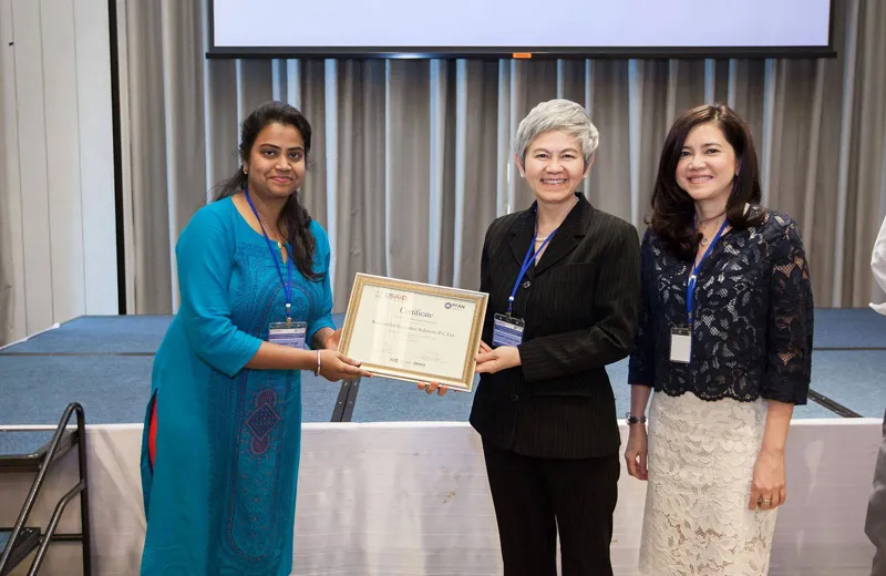 Akansha Singh receiving award at a Workshop Organized by the USAID in Bangkok. Pic: Swayambhu 30 stades