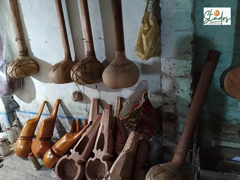 Rubab, Sitar and other unfinished musical instruments at a Dadpur unit. Pic: Vanita Tiwari  30 stades