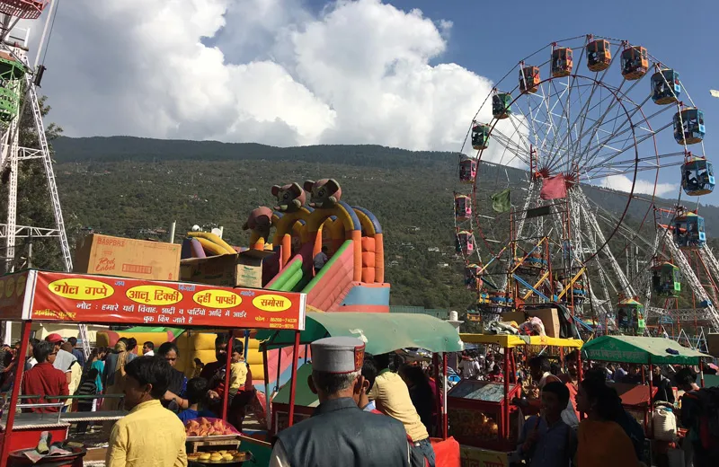 Amusement options at the Dhalpur grounds during Kullu Dussehra. Pic: Flickr 30stades