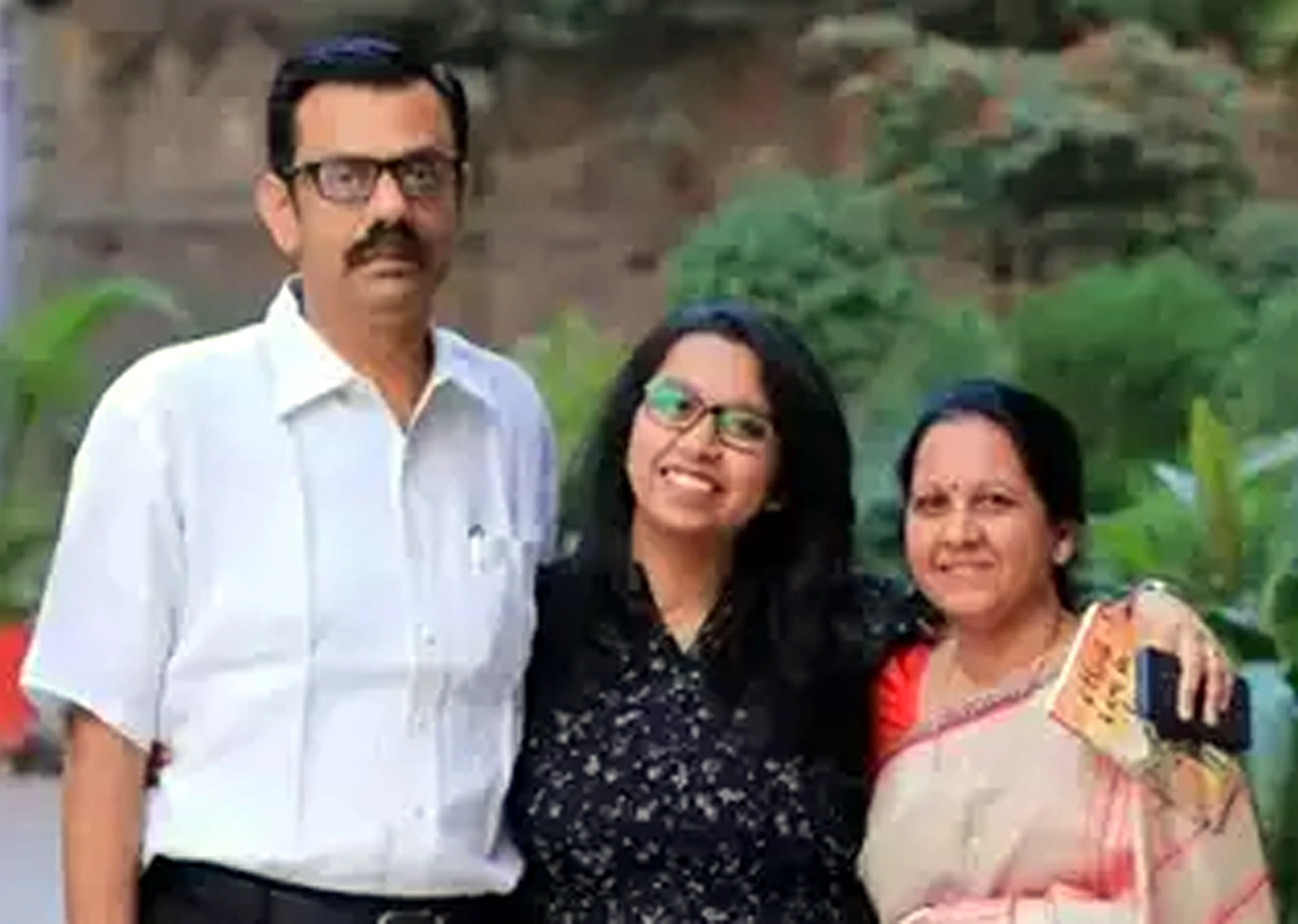 Vimukta Sharma family 