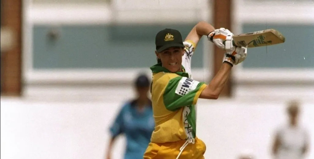 Belinda Clark carves one through the off-side. © Getty Images