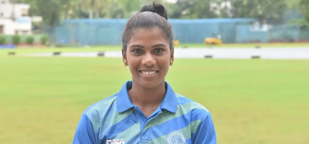 Jhansi Challa of Andhra Pradesh picked up the first fifer of Senior T20 Trophy 2019-20. © Srinivas Reddy