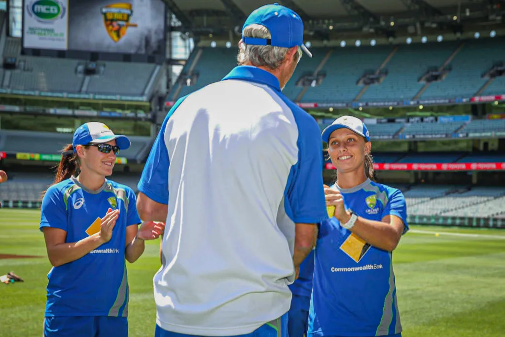 Jason Gillespie handed the 19-year-old her T20I cap at the Melbourne Cricket Ground © Getty Images