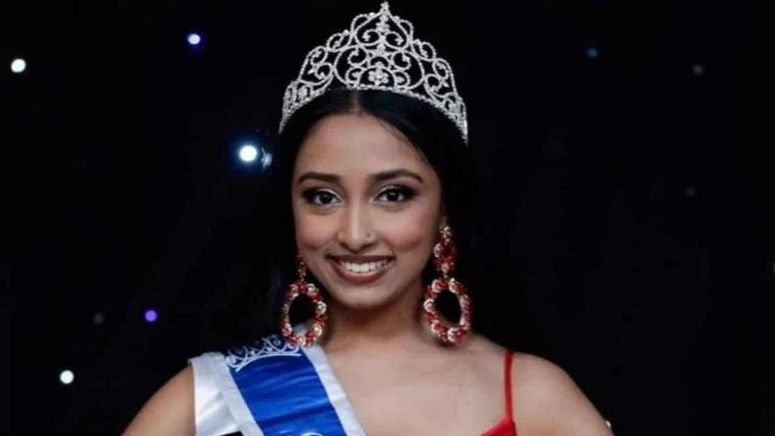 Indian American Teenager Aarya Walvekar From Virginia Crowned Miss India Usa 2022