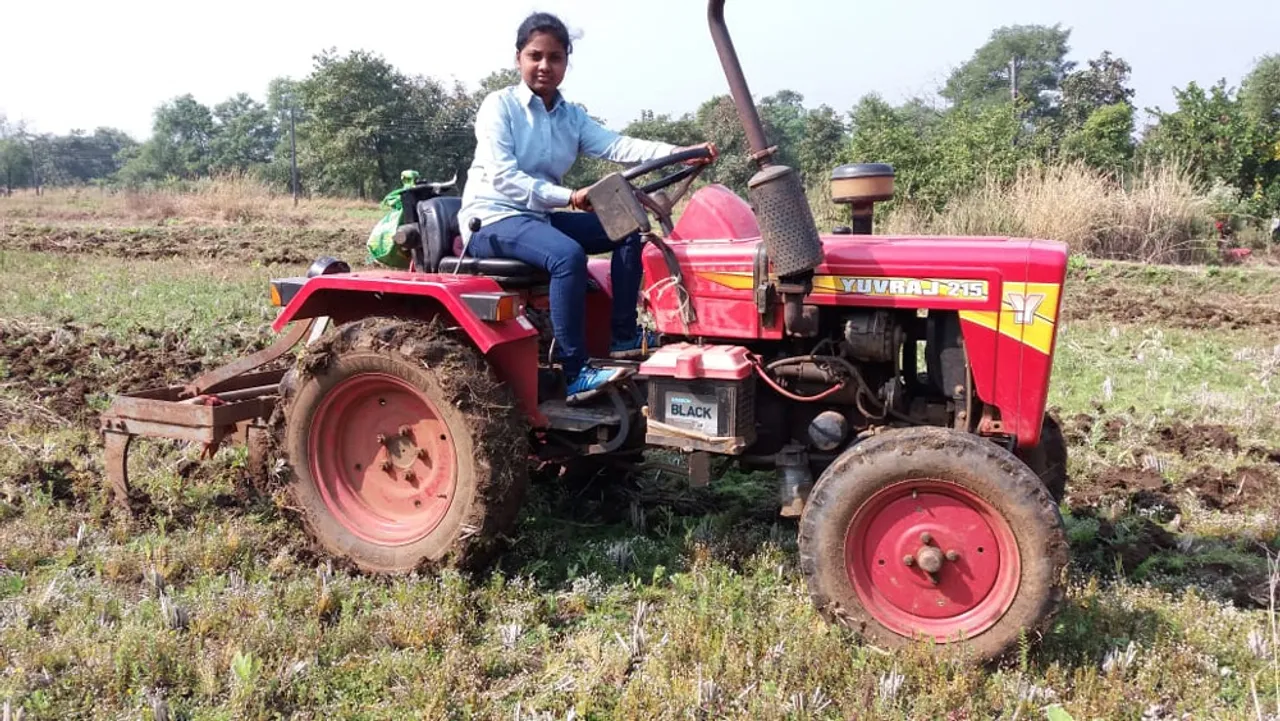 Rasika Phatak: Maharashtra’s 23-year-old millionaire farmer & agriculture consultant