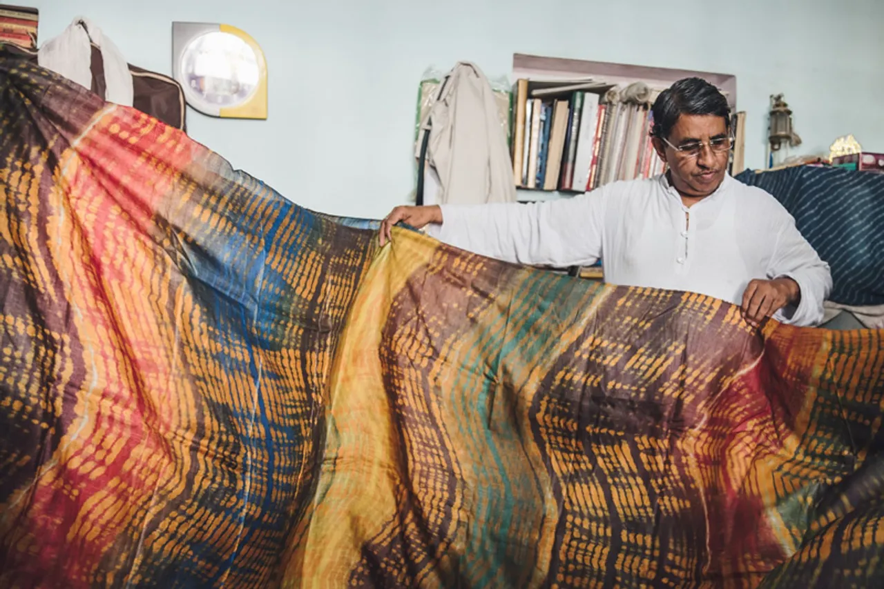 Rajasthan’s Badshah Miyan takes 700-year-old leheriya craft & natural dyes to the world