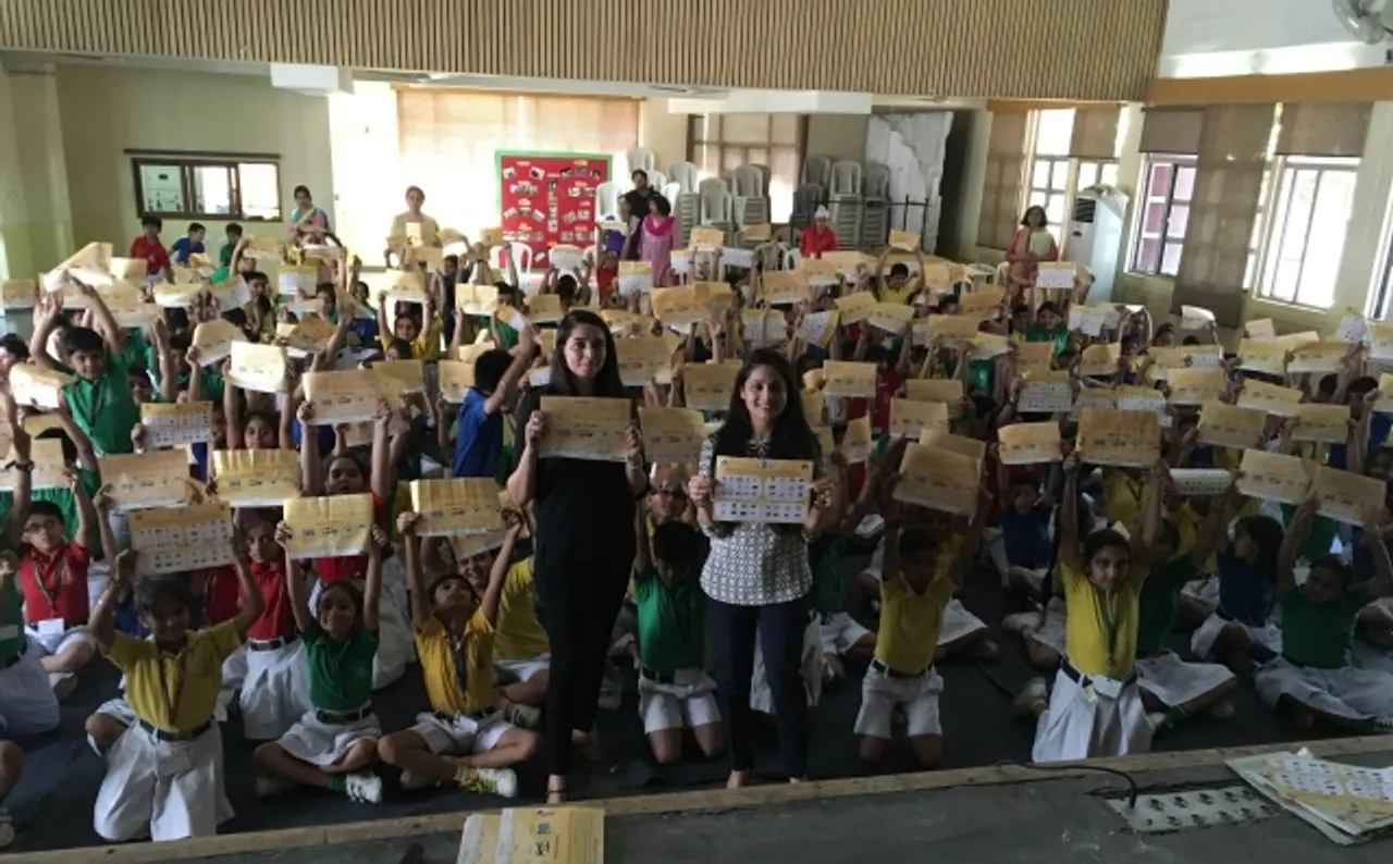 Pom Pom Trains School Children On Recycling This Earth Day