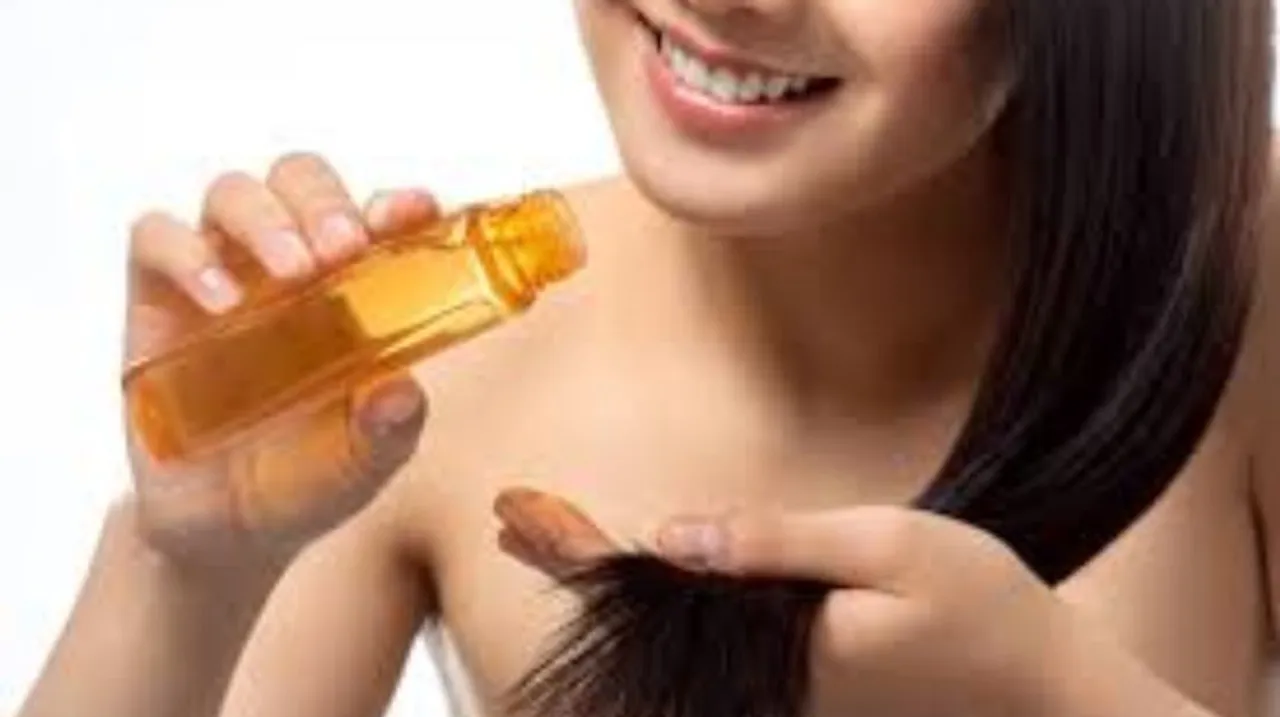 Oil For Hair Growth: इन 4 तेल की मदद से मिलेंगें लंबे और घने बाल
