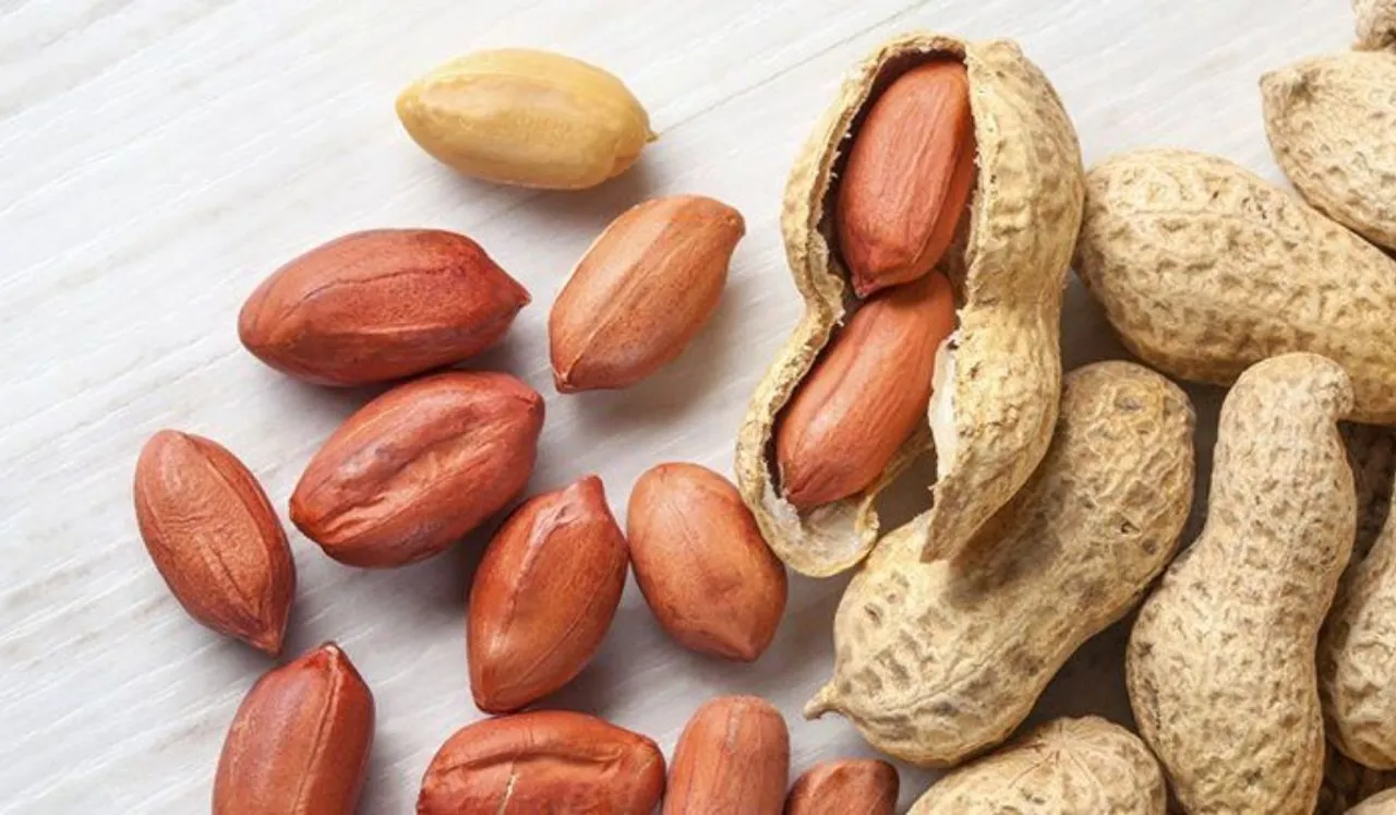 Health Benefits Of Peanuts: जानिए मूंगफली खाने के फ़ायदे