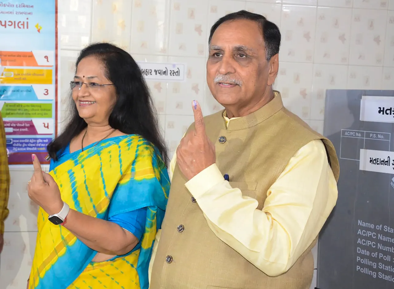 4.92 pc turnout in first hour; ex-CM Vijay Rupani among early voters