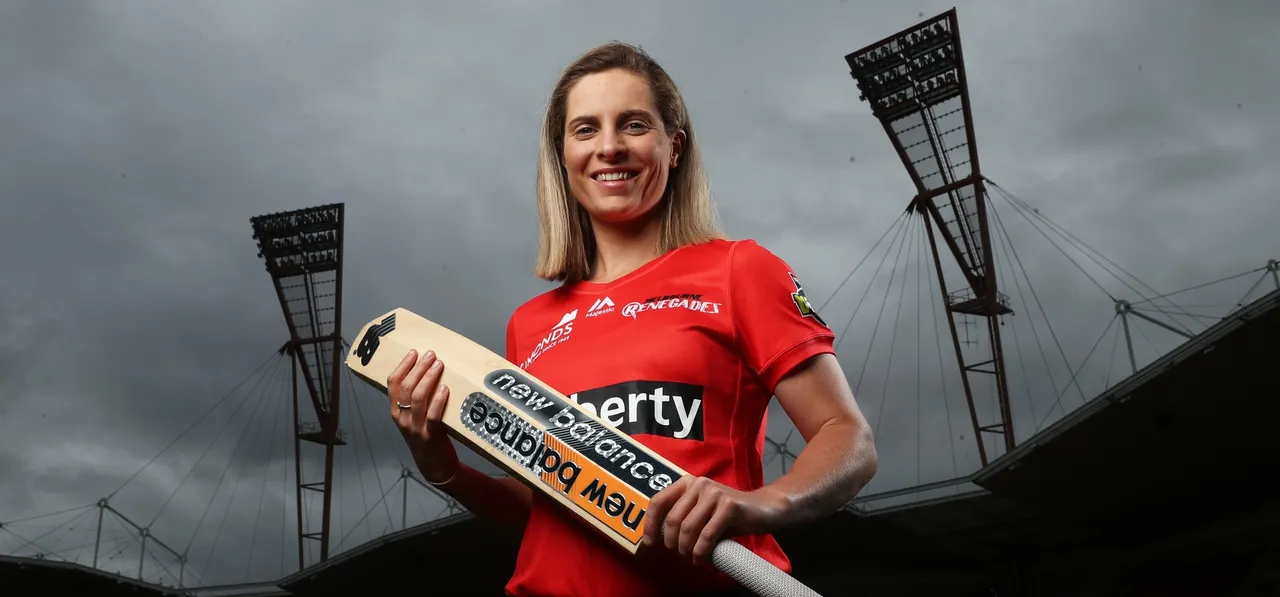 Sophie Molineux appointed as Melbourne Renegades skipper ahead of WBBL07