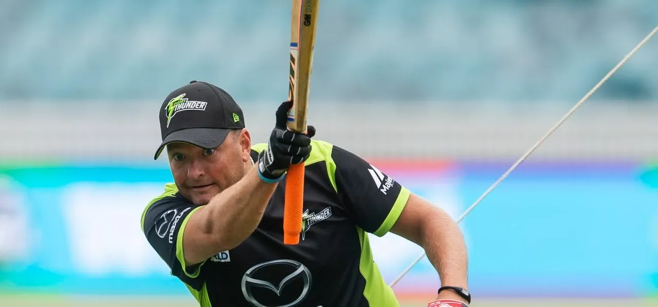 Trevor Griffin's contract as head coach of Sydney Thunder extended for two more years