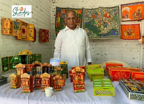Award-winning Kavad maker Dwarka Prasad Jangid with his works. Pic: Courtesy DP Jangid
