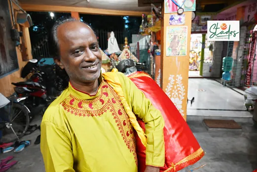 Dhaki Samrat Gokul Chandra Das who began training women to play the dhak in 2010. Pic: Partho Burman 30stades