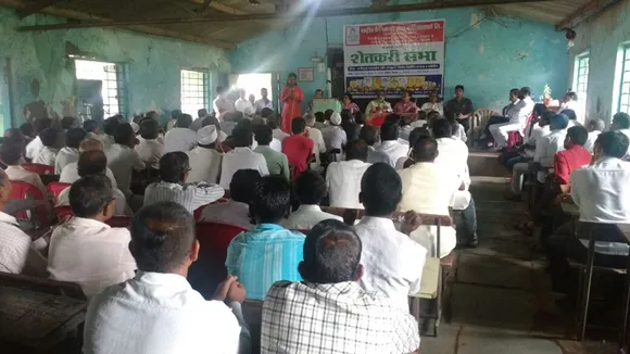 Rasika Addressing Farmers