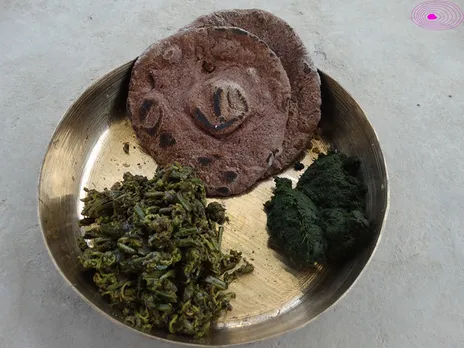 Madua  (koda) roti served with greens. Pic: Flickr 30 stades