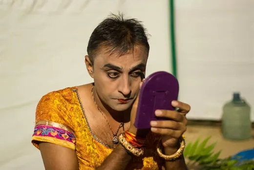 A Bhavai artist applying makeup before the performance. Pic: Facebook/@kalikalanayakmandal 30stades