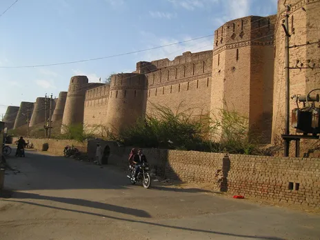 Bhatner Fort is said to India's strongest fort, standing for the last 1800 years. Pic: Flickr 30stades