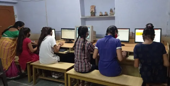 Computer class underway at Balika Griha, Jaipur.  Pic: SMILE 30 STADES
