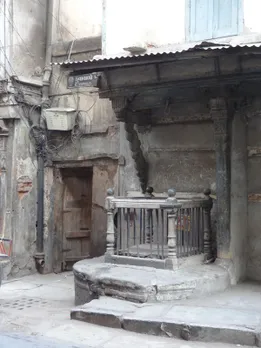 A well in Mandvi Ni Pol in Old Ahmedabad. Photo by Khushi Shah 30stades old ahmedabad