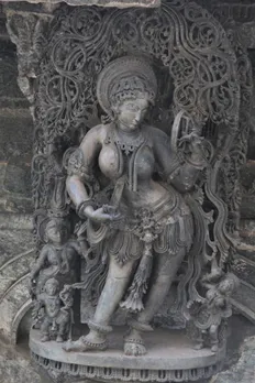 Sculpture of Darpana Sundari (the lady with mirror). Pic: Flickr 30stades