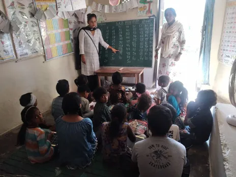 A cluster head visiting an SKB centre in Sirohi. Pic: Jan Chetna Sansthan 30stades