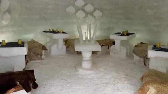 Interiors of Igloo Cafe. The decor is also made of ice. Pic: Wasim Nabi