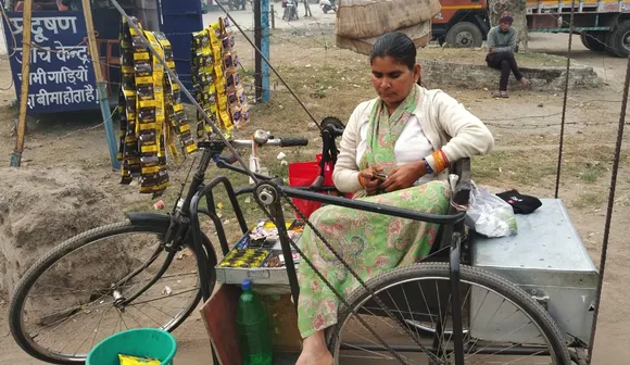 Maya Bi now earns around Rs500 per day and lives in a rented accommodation with her children. Pic: Badlav 30stades