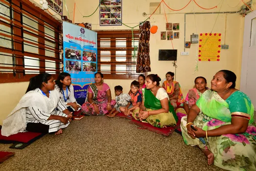 Women discussing various issues at a community resource centre. Pic: Saath 30stades