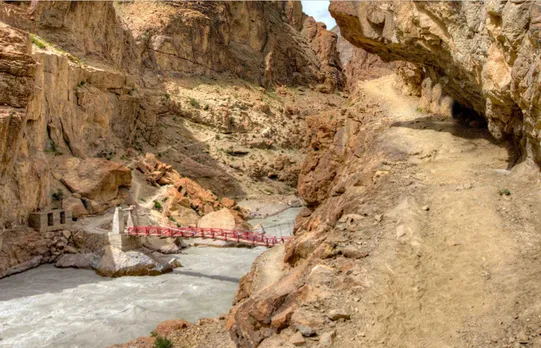 Food supplies are delivered to the Phugtal Monastery through this hanging bridge. Pic: Flickr 30stades