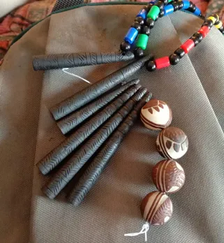 Teetar or Francolin whistles (left) and beads (right) made by Pardhis. Tourists take these as souvenirs. Pic: Facebook/@lastwildernessfoundation 30 stades