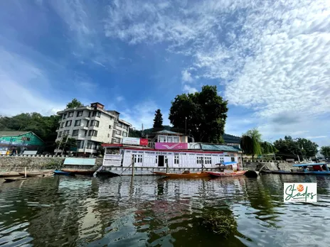 The seal used on posts sent out from the Floating Post Office bears the design of a boatman rowing a shikara on the Dal Lake. Pic: Parsa Mahjoob