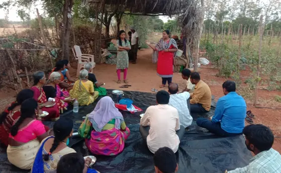 Roja (standing, left) is helping other farmers shift to organic farming. Pic: Courtesy Roja Reddy 30stades