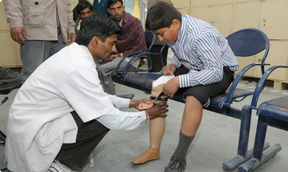 Jaipur Foot has changed the lives of over 1.8 mln people who lost limbs in landmine blasts, civil wars or accidents dr mehta BMVSS belo knee prosthesis above knee prosthesis artificial limbs run walk cycle