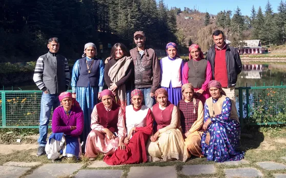 Team members with founders Kartik Budhraja and Anuradha Kanwar Budhraja (standing, centre) Pic: Kotgarh Fruit Bageecha 