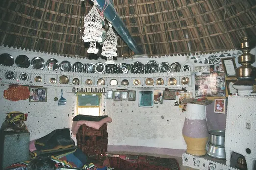 Inside a typical Bhunga of the Meghwal community. Pic: Flickr 30 stades