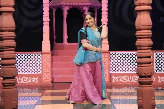 Uma Dogra at a Kathak performance.