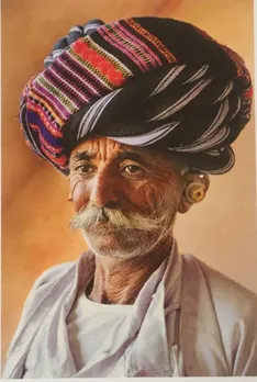 A Rabari wearing dhabla woven turban. Pic: Facebook/ @VankarVishramValjiBhujodi 