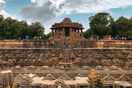 The temple complex consists of Garbhagriha, the Sabha Mandapa and the Kund or step-well. Pic: Wikipedia/Musafir Kanya