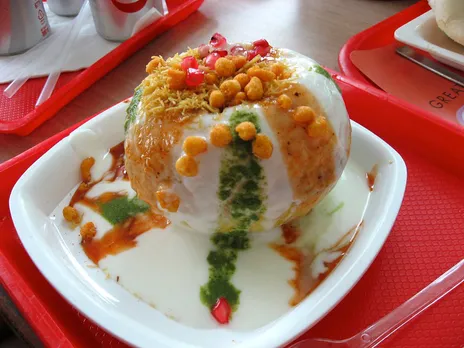 Raj Kachori : chaat inside a big fluffy and crunchy puri. Pic: Flickr 