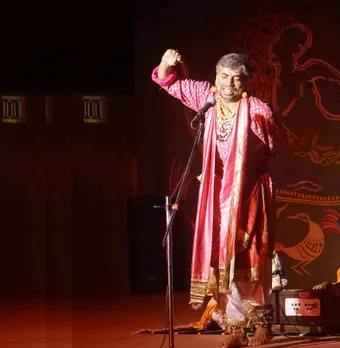 Dilip Bhat performing Tamasha. Pic: courtesy Dilip Bhat 30stades