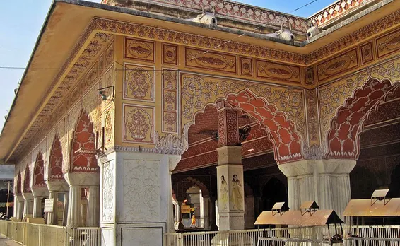 Govind Devji Temple, Jaipur. Govindji is the patron deity of the city. 