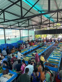   The steel structures are low-cost and allow quick fabrication. Natural lighting and ventilation make the outlets appear like an organised market. Pic: through Humus 