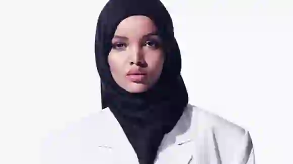 Halima Aden: फ़ैशन इंडस्ट्री में हिजाब पहनने वाली सुपरमॉडल की कहानी