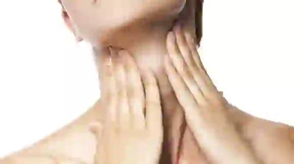 Home Remedy For Throat Pain: गले के दर्द के लिए असरदार घरेलू नुस्खे
