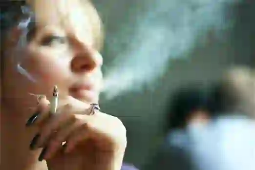 Smoking Disadvantages: धूम्रपान सेहत के लिए जानलेवा है, छोड़े इसे आज ही