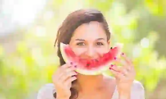 Benefits Of Watermelon: तरबूज खाने के स्किन के लिए 10 फायदे 