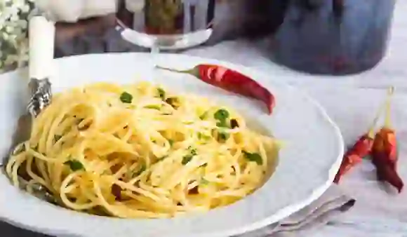 Side Effects Of Maida: पास्ता है पसंद तो पहले जाने ले यह नुकसान