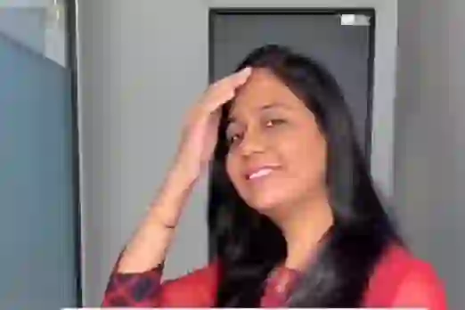 सिन्दूर से सेक्सुअल ड्राइव बढ़ती है, वायरल वीडियो में महिला ने कहा 